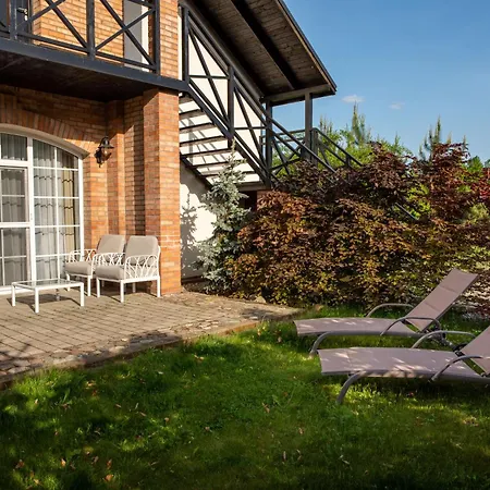 Santa Natura & 4* Nowa Wies (Zyrardow)