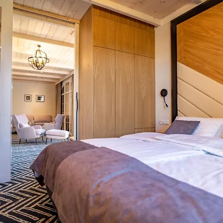 Hotel Santa Natura & Nowa Wies (Zyrardow)