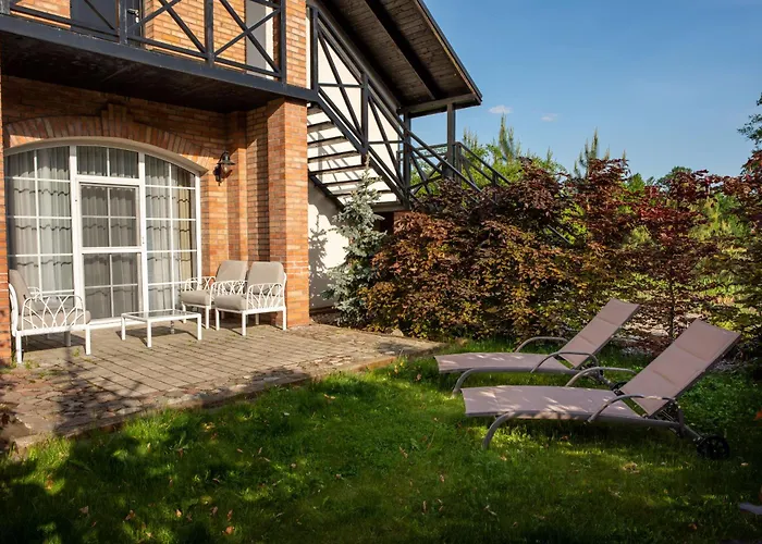 Santa Natura & 4* Nowa Wies (Zyrardow)