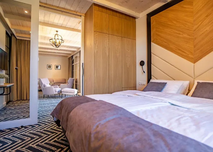 Hotel Santa Natura & Nowa Wies (Zyrardow)